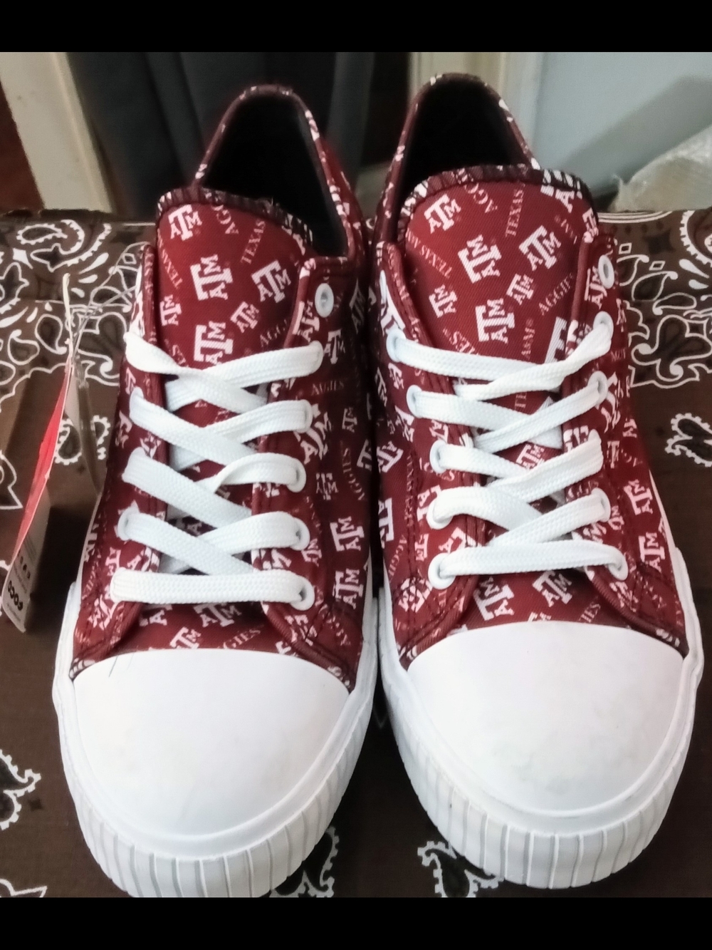 Texas A&M Maroon Logo-Print Low-Top Sneakers for Men (Unisex)